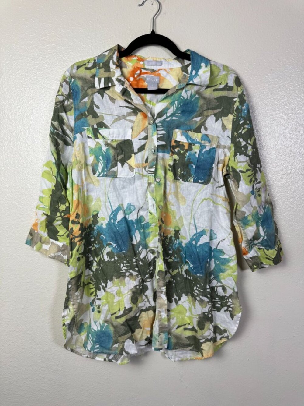 Chicos No-Iron Floral Button-Up Shirt Size 12 Lightweight Top Blouse 3/4 Sleeves